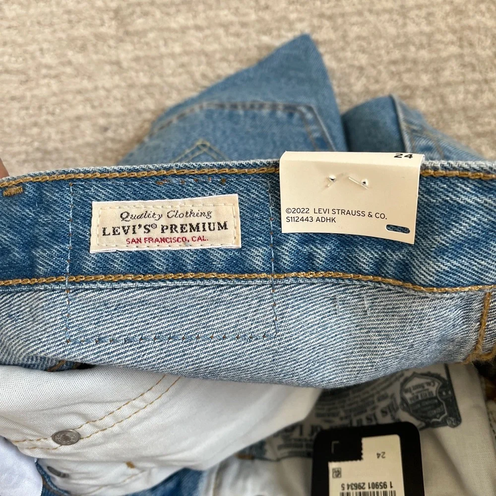 NWT Levi’s 501 Original Cutoff Denim Short, Size 24, Ojai Light Stone - Picture 8 of 10